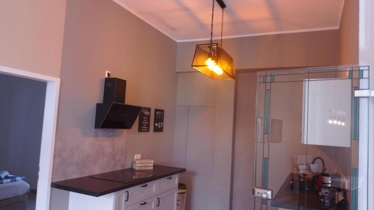 Ferienwohnung Mit Kamin Und Traumhafter Dachterrasse Mit Weitblick In Die Natur Neu Gaarz Exterior photo