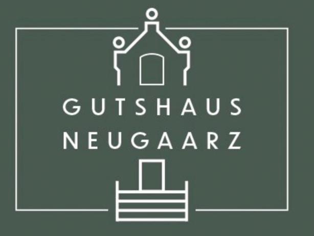 Ferienwohnung Mit Kamin Und Traumhafter Dachterrasse Mit Weitblick In Die Natur Neu Gaarz Exterior photo